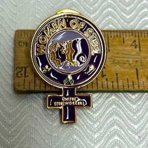 United steelworkers pin women of steel